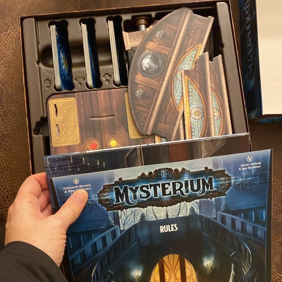 Games Mysterium Board Game Like New Poshmark